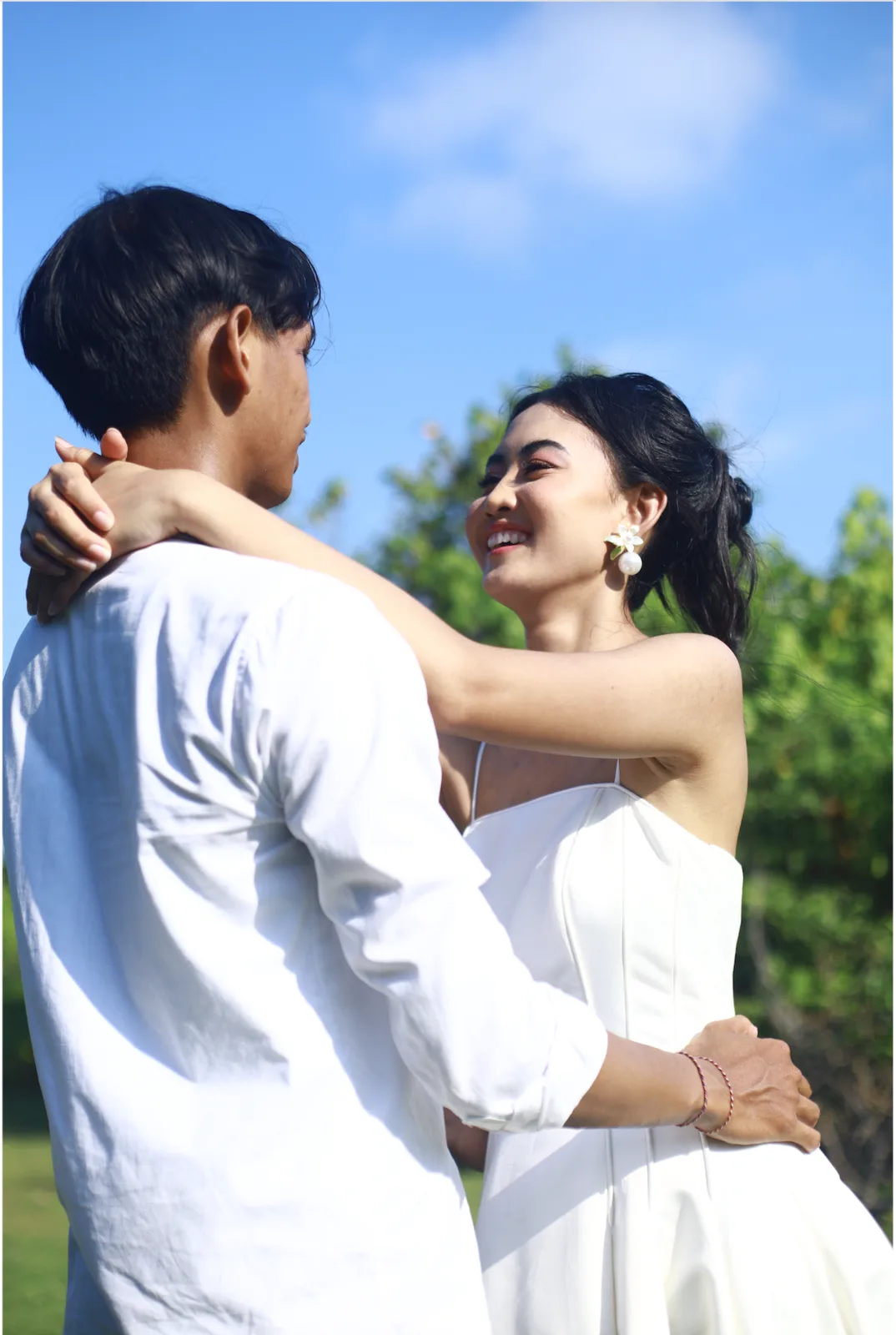 Bride in wedding dress — wedding photography in Bali